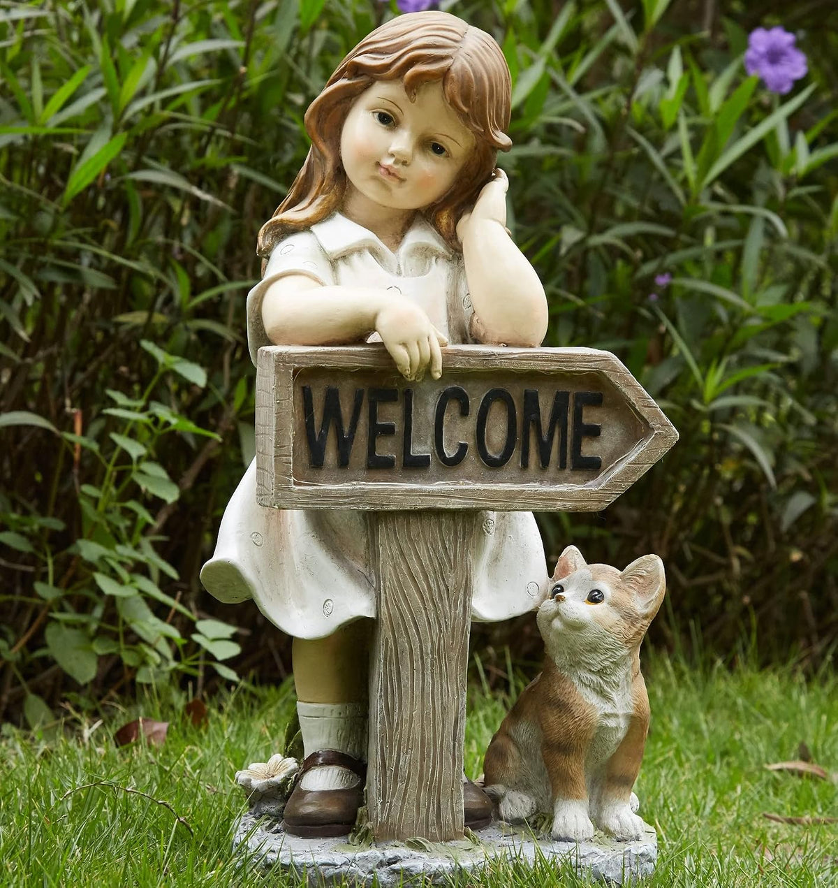 Girl Solar Garden Statue 17.3 Inch