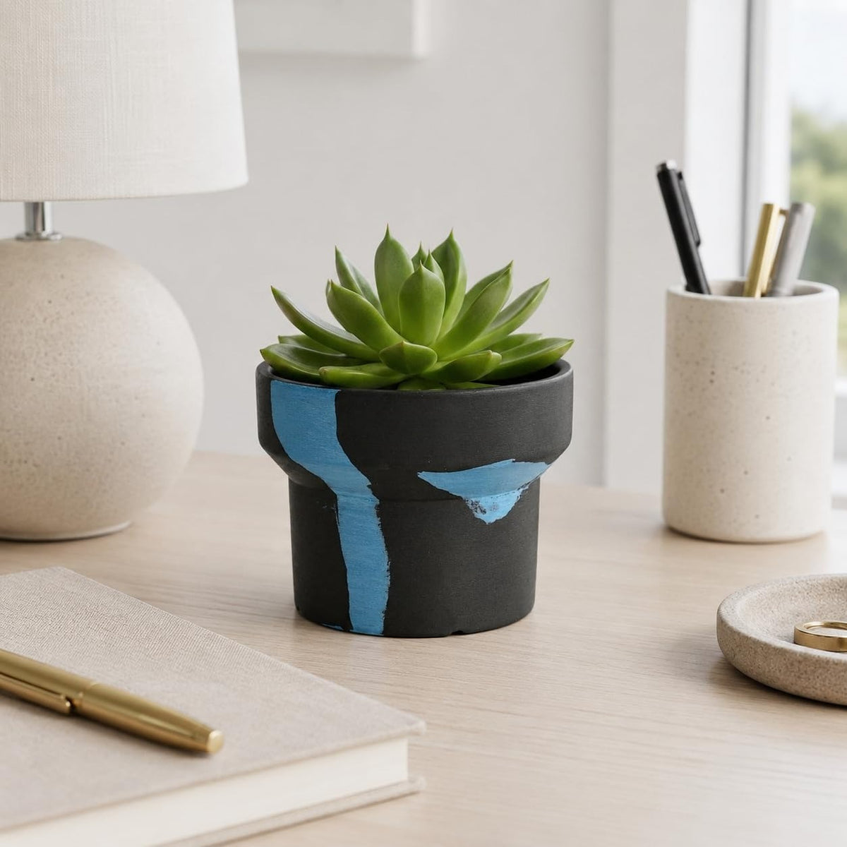 Modern Medium Planter Pot